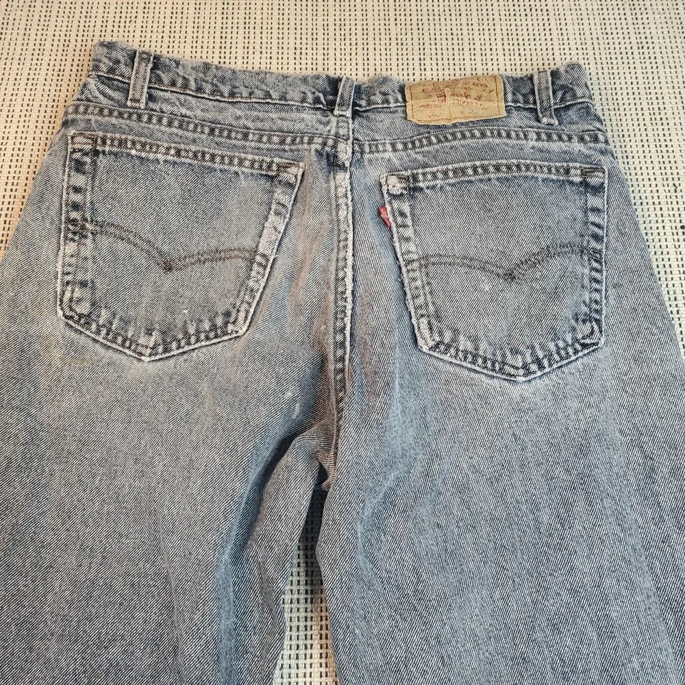Vintage Levis Jeans Mens 33x34 Blue Stone Wash Distressed Straight USA 80s Denim